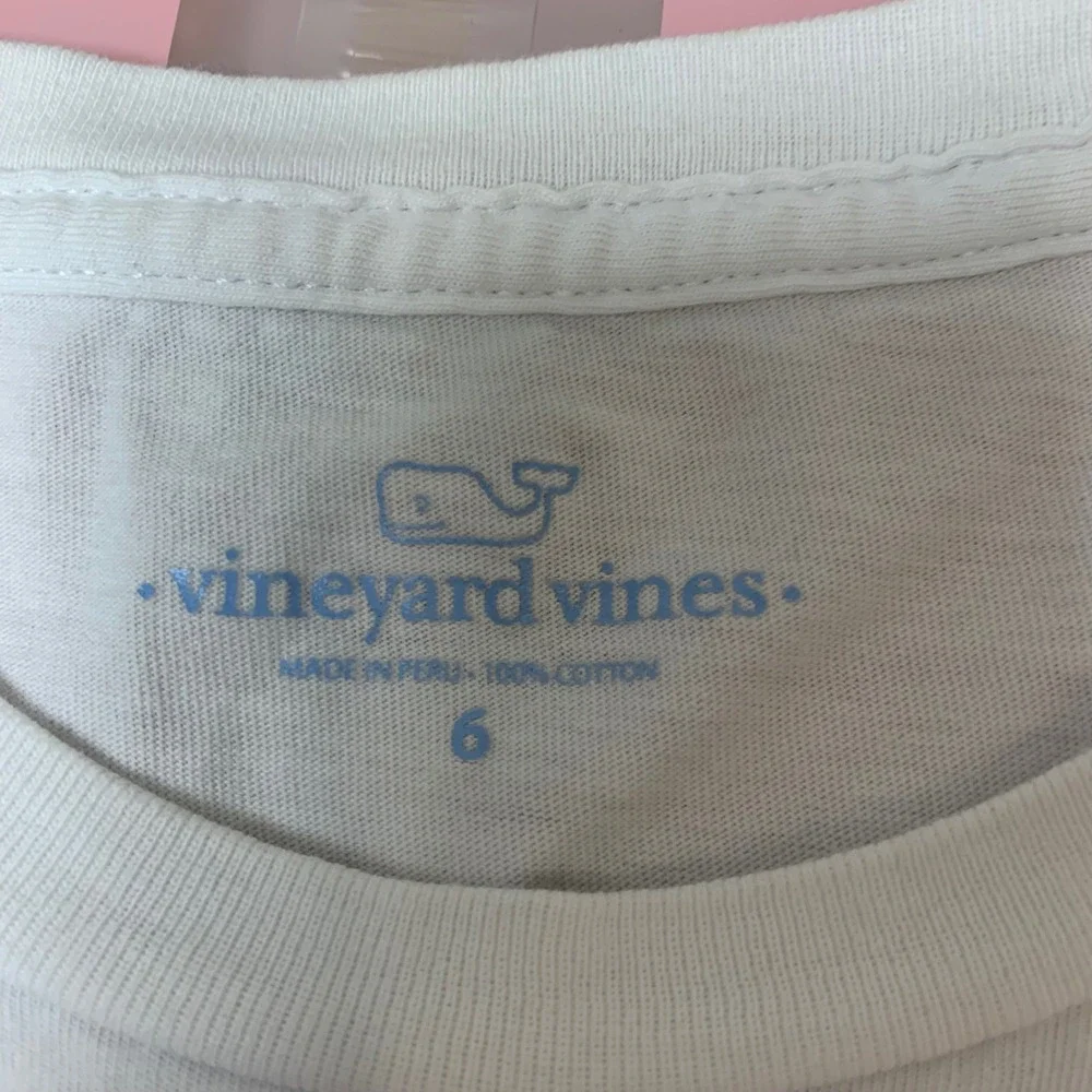 Vineyard Vines T-Shirt Kids 6 White Good Tropical Floral Whale Pocket Tee